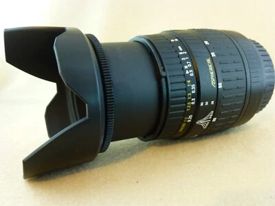 Sigma Zoom 28-80mm II f/3.5-5.6 Macro 1:2 Lens for Canon TESTED Made in Japan - Image 1 of 4