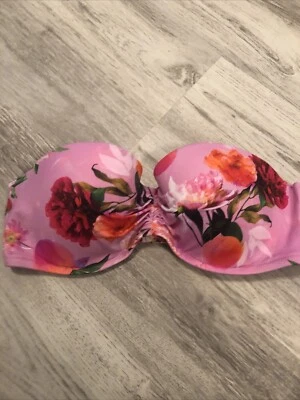 Bikini Top Victorias Secret 34C Rosa Floral Con Aros Bandeau Acolchado Traje de Baño Foto 1 de 4