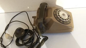 Ancien téléphone marron bicolore à cadran, SOCOTEL S63, 1981. - Zdjęcie 1 z 3