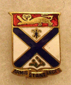 WWII 169TH REGIMENT NO HALLMARK PIN BACK - Picture 1 of 2