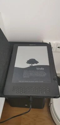 Kindle DX 3G 2th Generation 9,7' - Bild 1 von 4
