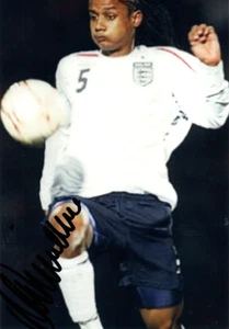 ENGLAND, CHELSEA & NOTTS FOEST: MICHAEL MANCIENNE SIGNED 6x4 ACTION PHOTO+COA - Picture 1 of 1