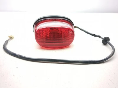 99-10 Luz trasera Luz de freno trasera Lente de lámpara Suzuki GZ250 Foto 1 de 4