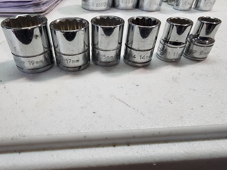 Case 3 Standard 12 Point Sockets 3/8 19mm, 17mm, 15mm, 14mm, 11mm, 9mm - Image 1 of 2