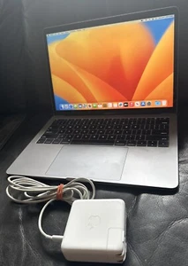 Apple MacBook Pro A1706 2017 i5 2,3GHz Dual-Core 8GB 256GB - Bild 1 von 21