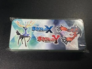 Estuche de lápices de hojalata vintage Pokemon Era XY NUEVO EN PAQUETE Yveltal/Xerneas/Más - Imagen 1 de 5