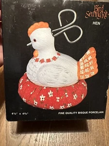 Vintage Jasco Hen Sewing Kit Complete - Picture 1 of 10