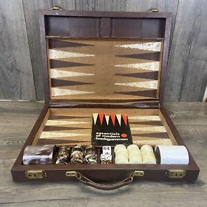 Vintage Crisloid 1 1/2" brown & white marbled Backgammon checkers game & Case