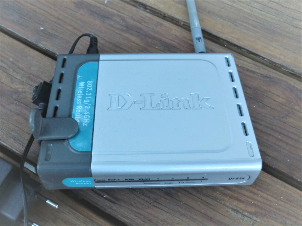 D-Link DI-524 54 4 10/100 Wireless G Router  - Bild 1 von 1