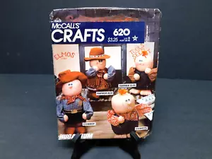 McCall's Craft Pattern #620 "Hugachum" Cowgirl/Boy Farmer Boy/girl 1982 Neu UNCU - Bild 1 von 2