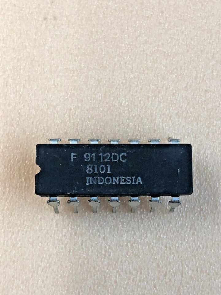Fairchild 9112DC  F9112DC Integrated Circuit - Image 1 of 1