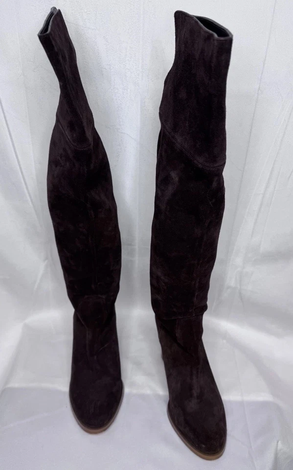 Michael Kors Women's Brown Suede Boots In Great Condition Size 8.5 Pre-Owned - Image 1 of 4