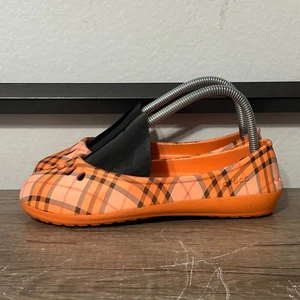 Crocs Brooklyn flache bequeme Damen-Slipper Freizeitschuhe Größe 8 orangefarben - Bild 1 von 8