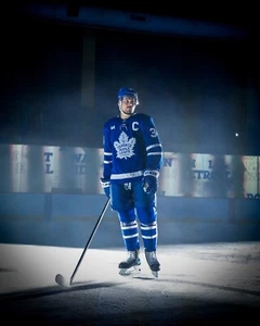 Auston Matthews Capitán Jugador Vitrina Toronto Maple Leafs 8x10 NHL Foto - Imagen 1 de 1
