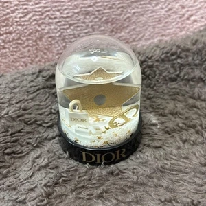 Christian Dior Schneekugel selten limitiert Neuheit nicht zu verkaufen Display gebraucht #0888 - Bild 1 von 1