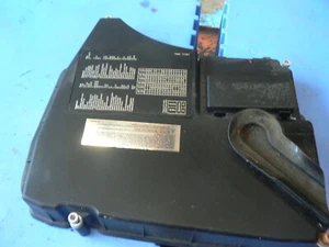 Pieza tapa caja eléctrica bmw e38 740 750 95-01 - Imagen 1 de 2