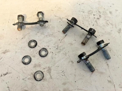 Pernos de montaje de disco de freno delantero Suzuki GN 250 (1982-1997) Foto 1 de 2