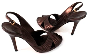 Sandalias Gucci 8 B Bronce Acolchado Cuero Metálico Correas con Correas Tacón 4" Oro - Imagen 1 de 8