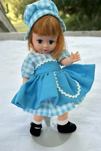 Madame Alexander Maggie Muñeca Mezcla Azul Guinga Vestido Pelo Rojo 7.5" - Imagen 1 de 4