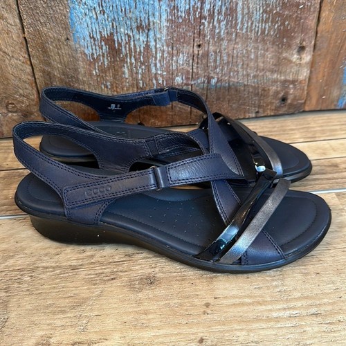 Sandalo con zeppa ECCO Felicia colore navy taglia 40 nuovo senza scatola