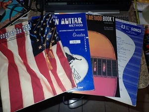Lot of 4 Guitar Instruction Books for beginners Hal Leonard Leeds Songs USA - Picture 1 of 3