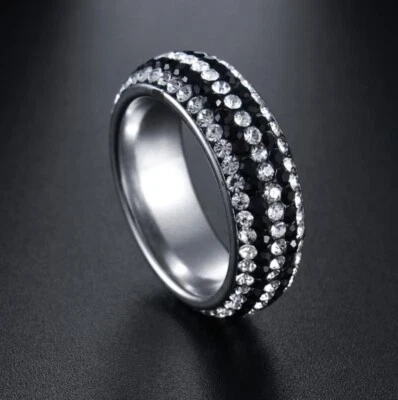 Impresionante anillo de diamante negro simulado de corte redondo enchapado en oro blanco de 14 k Foto 1 de 4