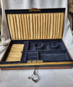Vintage Originale Ottone E Ferro Portagioie Locker Vernice Germany da Collezione - Picture 1 of 20