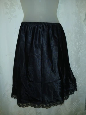 Lencería Falda Vintage Maidenform Negra Líquida Satén Floral Encaje Medio Slip L Usada en Excelente Condición Foto 1 de 4