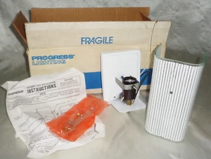 Progress Lighting NIB COMPLETE Bathroom Fixture Wall Sconce 7 1/2in Vintage - Picture 1 of 7