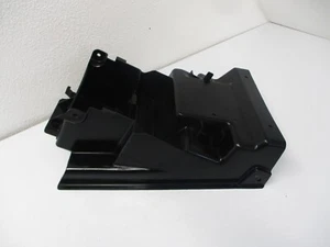 Carenado trasero portapilas 35023-1427 Kawasaki ZX7R ZX750P 96-03 - Imagen 1 de 4