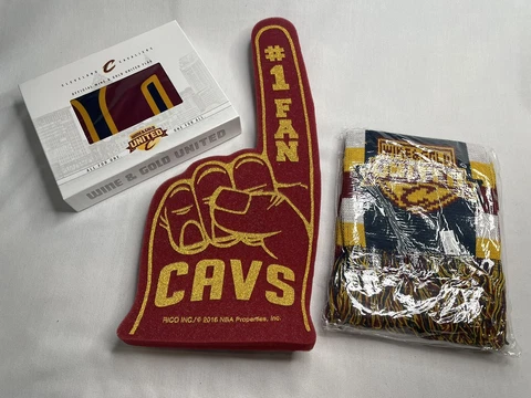 Cleveland Cavaliers Lot with Flag & Scarf New in Bag & Foam Finger Cover
