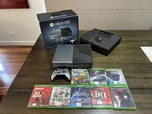 Xbox One Halo 5 Guardians 1TB Console Excellent Condition - Boxed - Games - RARE - Picture 1 of 22