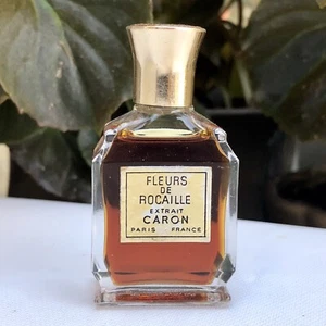 ๐ Vintage Fleurs De Rocaille Caron PARFUM EXTRAIT 1/2oz Mini Perfume Gold Label - Picture 1 of 5