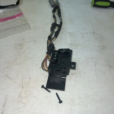 INTERRUPTOR DE ASIENTO ELÉCTRICO LINCOLN MARK VII 88-92 OEM LADO DEL CONDUCTOR LH Foto 1 de 4