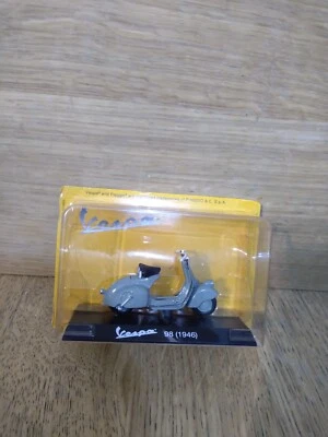 NUOVO MODELLINO VESPA COLLECTION DIE CAST SCALA 1/18 VESPA 98 1946 - Immagine 1 di 3
