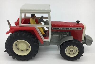 Britains 1/32 Massey Ferguson 2680 Tractor With Driver No Box 1984 England - Image 1 of 4