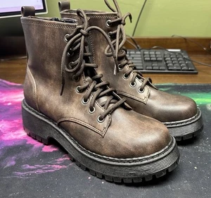 No Boundaries Damen Kampfstiefel Schnürstiefel seitlicher Reißverschluss veganes Leder braun Größe 8 - Bild 1 von 5