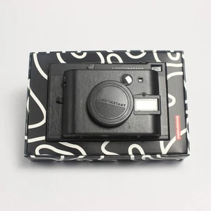 Lomography Lomo'Instant Instant Film Camera (Black Edition) - Complete in Box - Picture 1 of 8