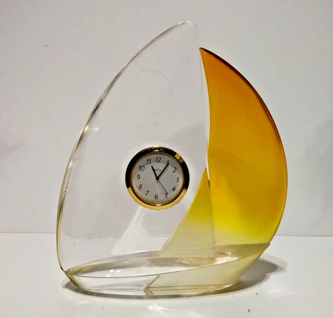 Bulova Clear/Yellow Glass Sail Boat TSX:SHC Japan Movement Clock Cover