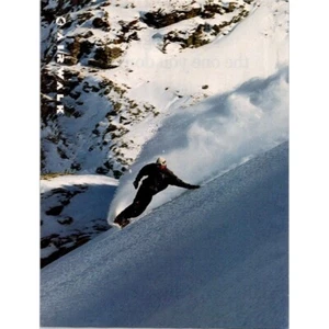 Foot Locker 1995 anuncio impreso AirWalk Afta bota esquiador en pendiente de montaña cubierta de nieve - Imagen 1 de 2