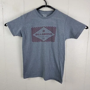 Billabong Shirt Mens Medium Gray Crew Neck Short Sleeve Graphic Stretch Pullover - Picture 1 of 14
