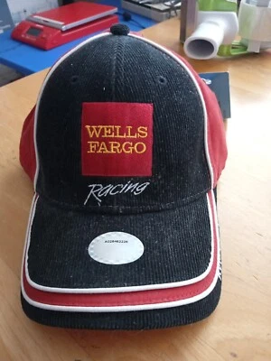Gorra de pelota Nascar Wells Fargo Racing #45 Kyle Petty nueva con etiquetas. Pana negra y roja Foto 1 de 4
