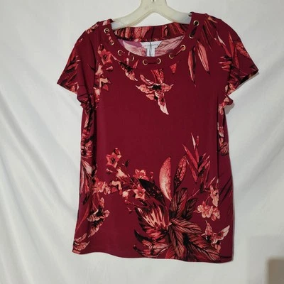 NEW - Small - LIZ CLAIBORNE Burgundy Red Floral Short Sleeve Blouse, Gold Detail - Image 1 of 4