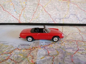 ALFA ROMEO Duetto Spider 1966 rouge Ancienne Vitesse Portugal 1/43 - Picture 1 of 2