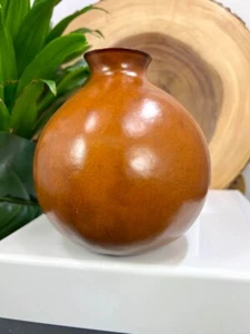 “Gourdicopia” brown gourd Vase - Hollow Acorn Color - Picture 1 of 3