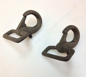 SECONDA GUERRA MONDIALE JEEP FORD GPW WILLYS MB GMC DODGE WC M151 GANCI CINGHIA PORTA 2 pz - Foto 1 di 2