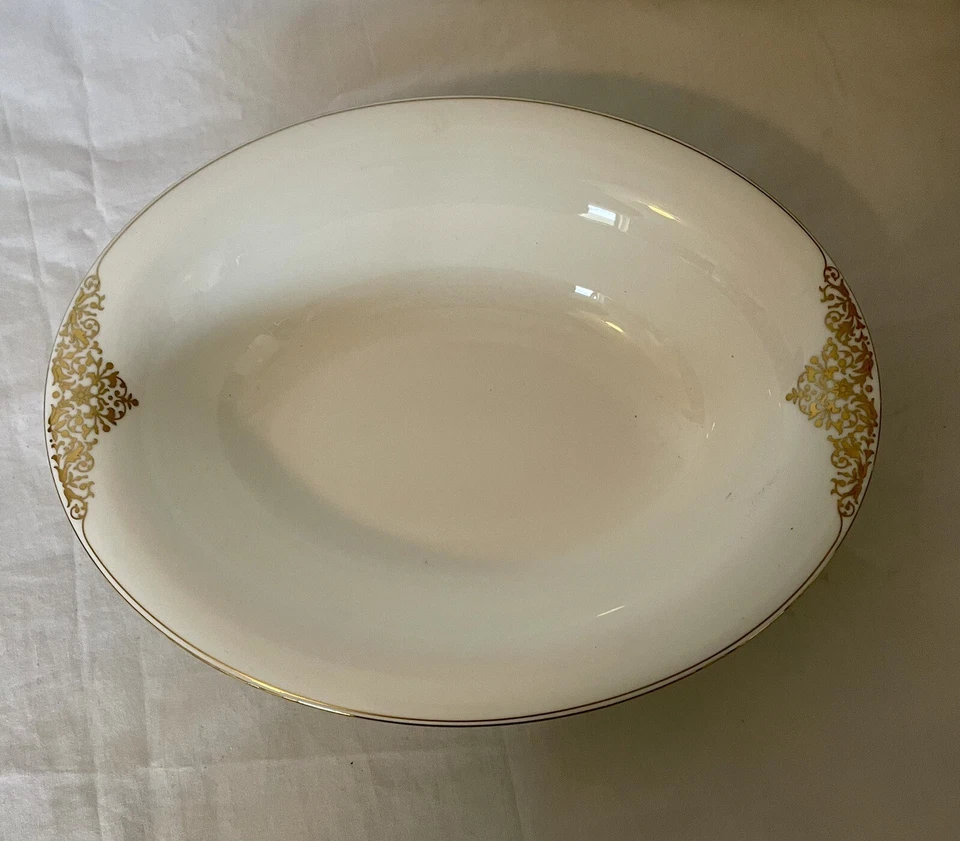 Cuenco para servir ovalado Wedgwood Bone China Vera Wang Empress Jewel Foto 1 de 4