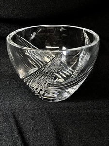 Montreux 24 % Bleikristall Süßigkeiten Display Schale Tschechische Republik 7” x 4 3/4” - Bild 1 von 14