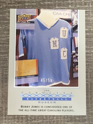 Camiseta de tiro 2010 Upper Deck North Carolina Bobby Jones #126/50 Foto 1 de 4