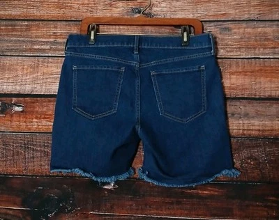 Pantalones Cortos de Jean Old Navy Talla 12 Ajustados Deshilachados Dobladillo Crudo Azul Oscuro Denim Elastizados Medianos Foto 1 de 4